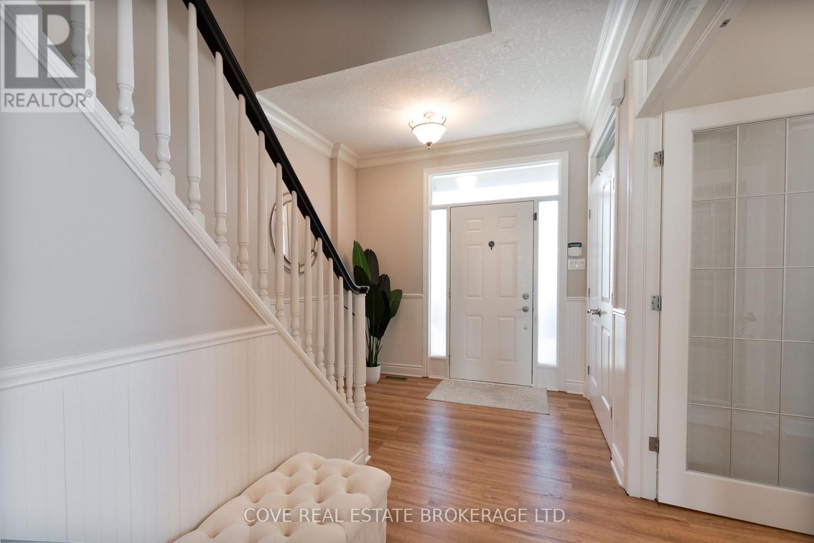 Property at 792 REDTAIL TRAIL image 3