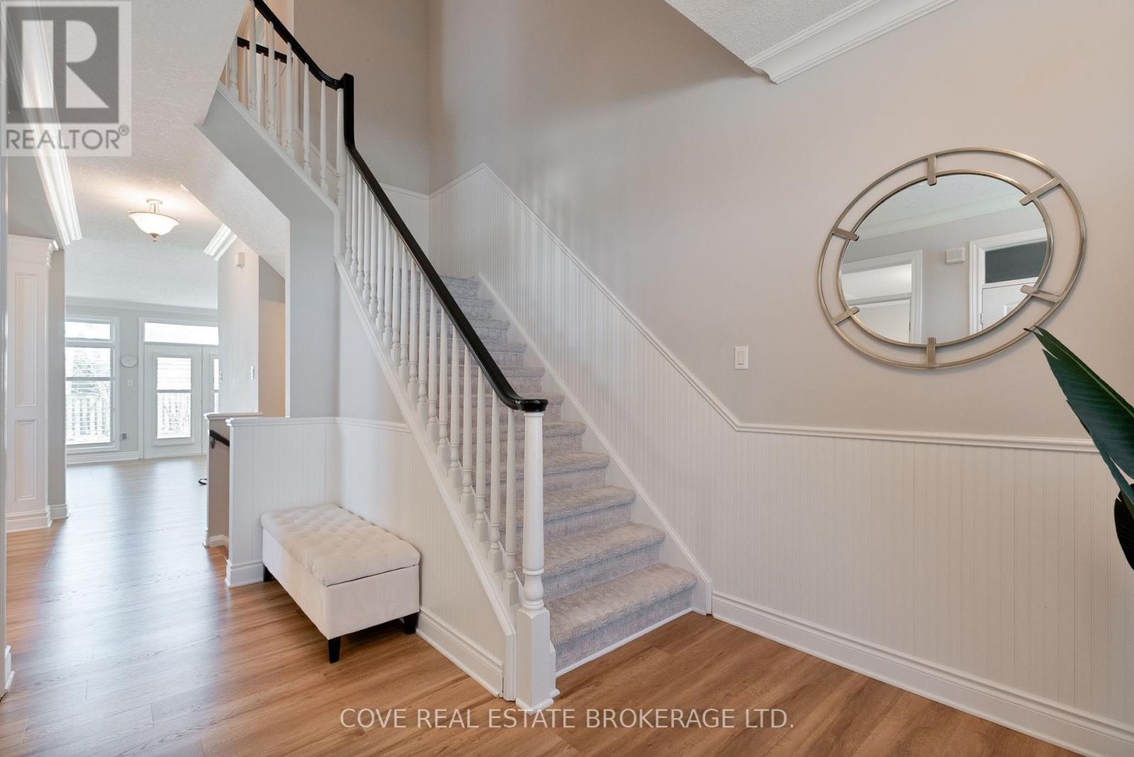 Property at 792 REDTAIL TRAIL image 4
