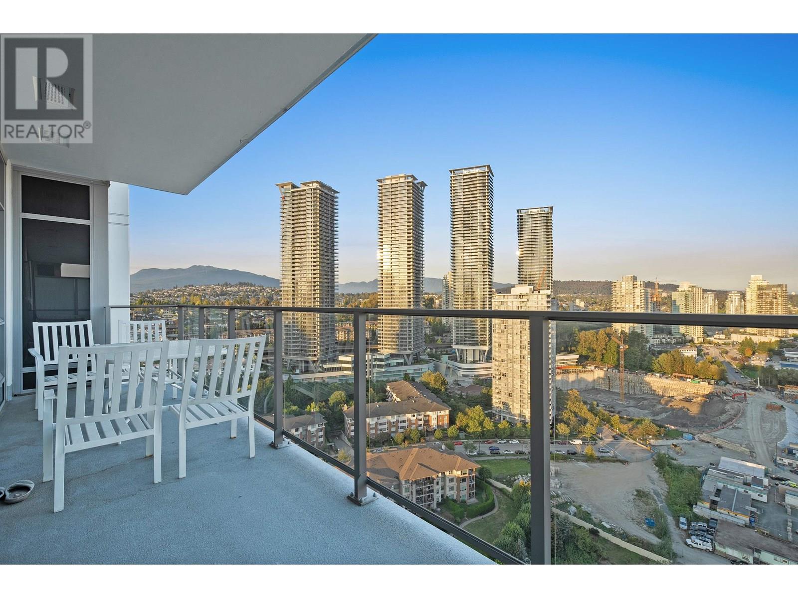 Listing Picture 2 of 22 : 2303 2351 BETA AVENUE, Burnaby / 本拿比 - 魯藝地產 Yvonne Lu Group - MLS Medallion Club Member