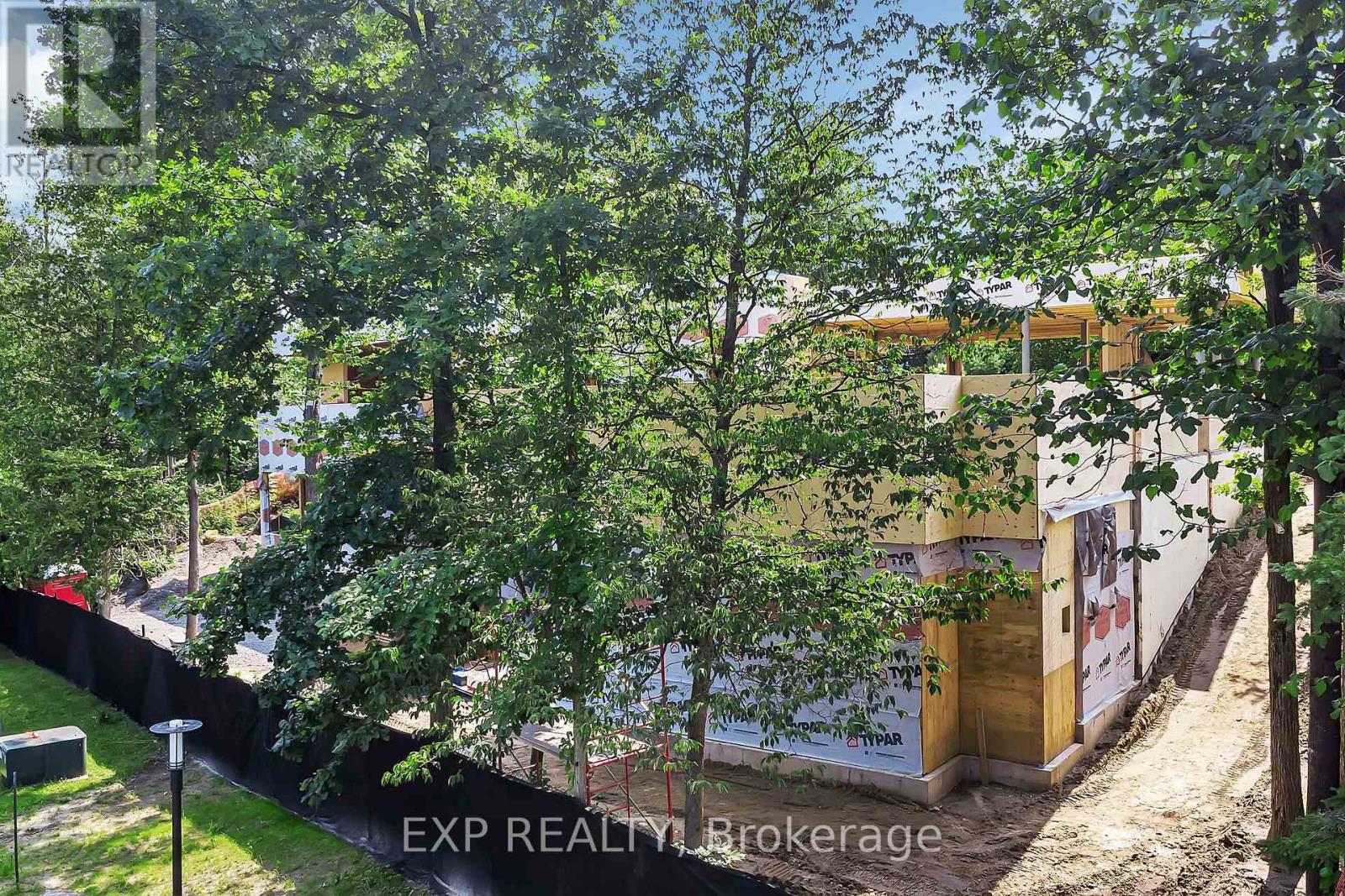 15 Kanata Rockeries Private, Ottawa, Ontario  K2K 3P4 - Photo 27 - X12219700