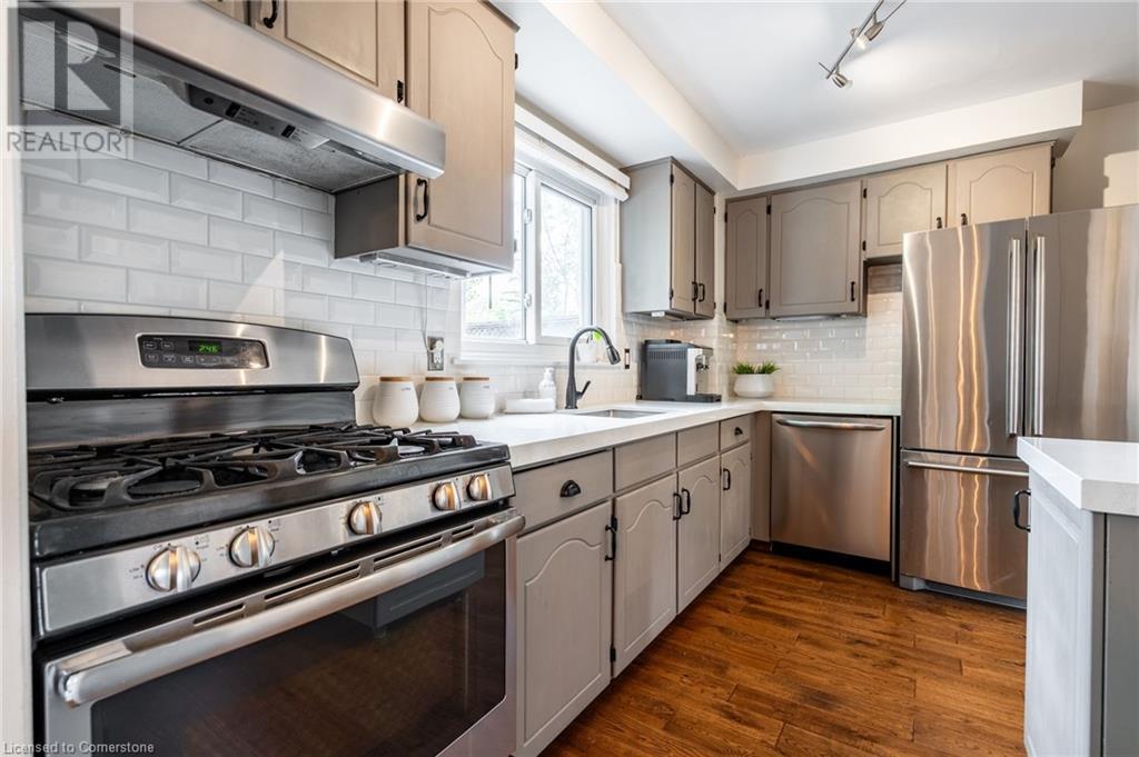 5510 Spruce Avenue, Burlington, Ontario  L7L 1P2 - Photo 9 - 40737553