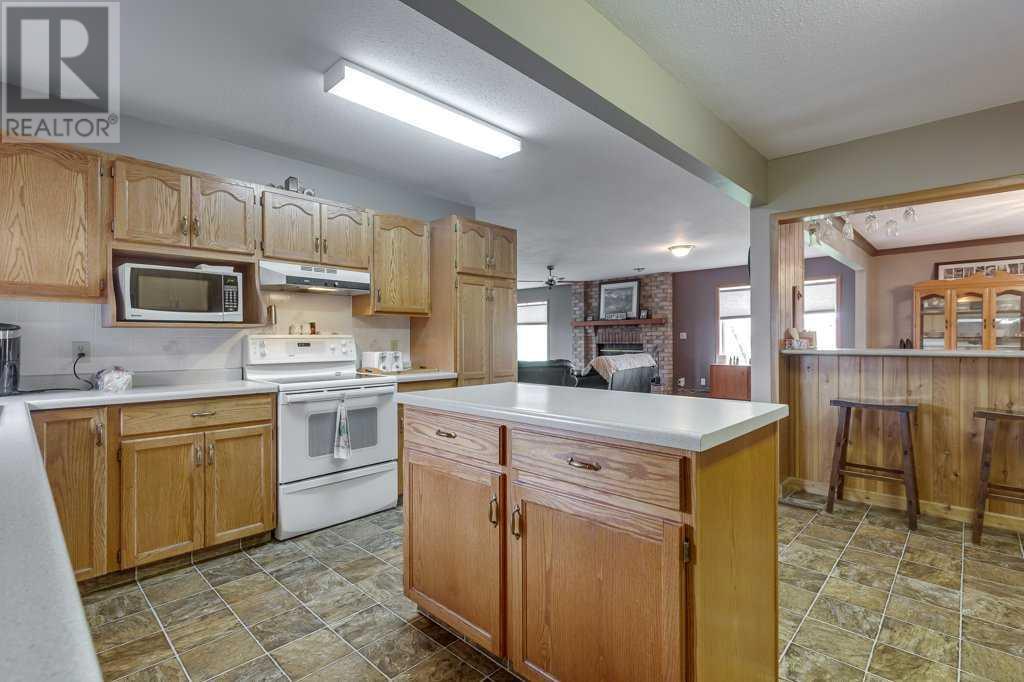 331039-Rge. Rd.242, Rural Kneehill County, Alberta  T0M 2C0 - Photo 16 - A2223797