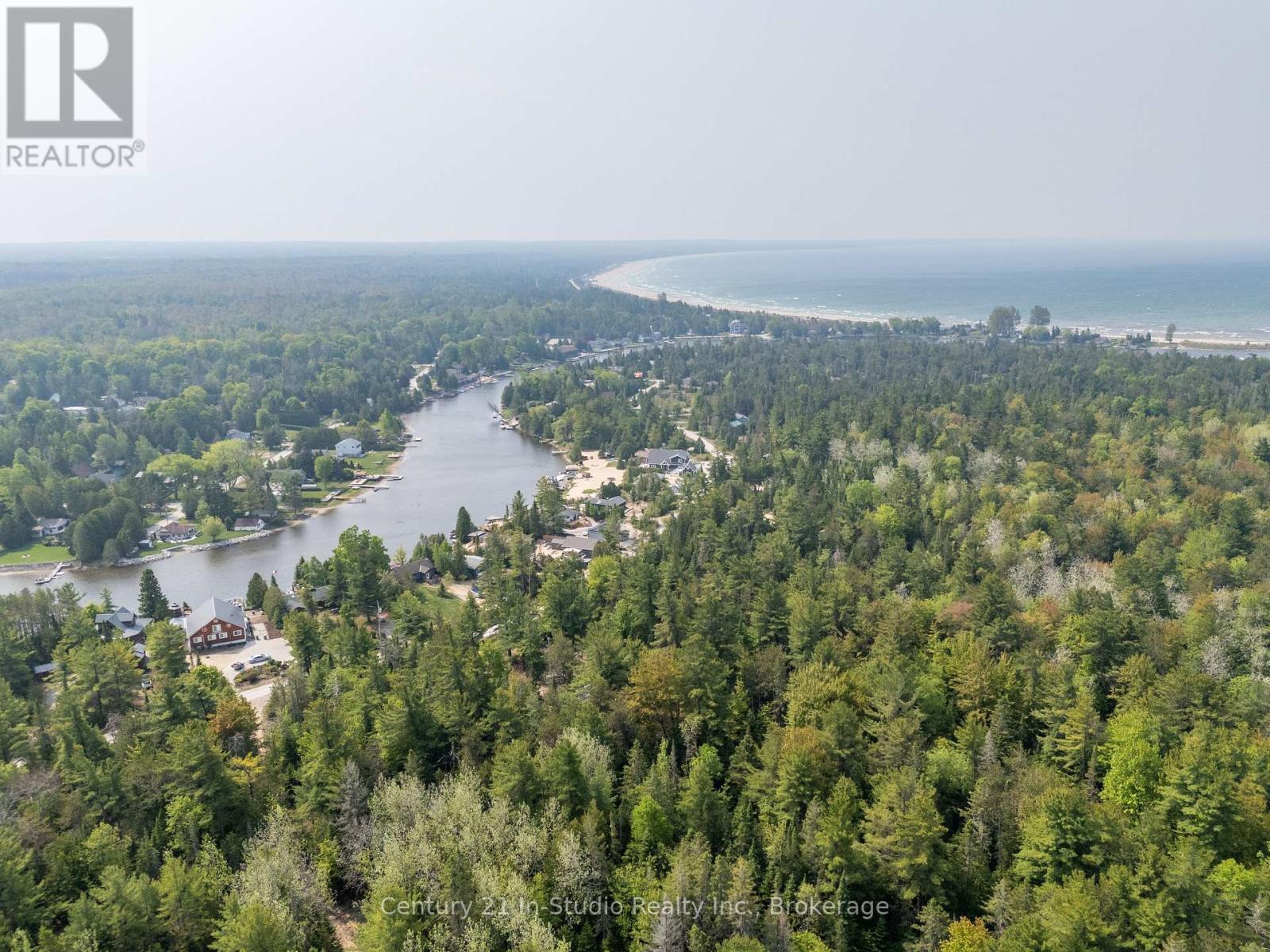 204 Ogimah Road, South Bruce Peninsula, Ontario  N0H 2T0 - Photo 22 - X12219694