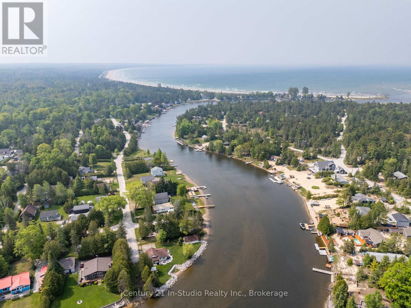 204 Ogimah Road, South Bruce Peninsula, Ontario  N0H 2T0 - Photo 24 - X12219694