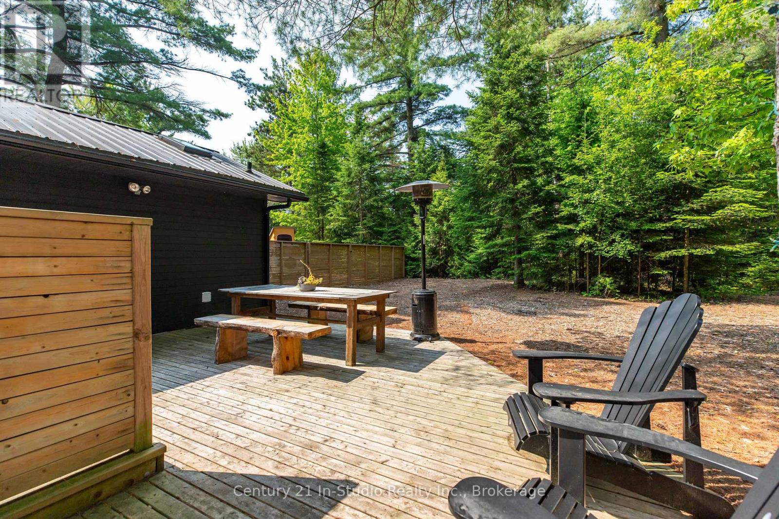 204 Ogimah Road, South Bruce Peninsula, Ontario  N0H 2T0 - Photo 8 - X12219694