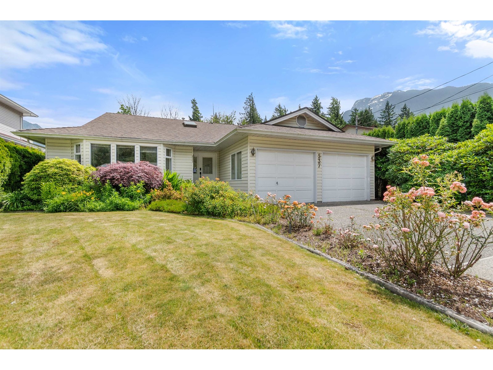 537 WARDLE STREET|Hope, Hope, British Columbia