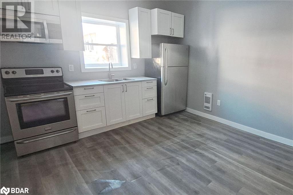 109 Albert Street S, Orillia, Ontario  L3V 5L1 - Photo 3 - 40741147