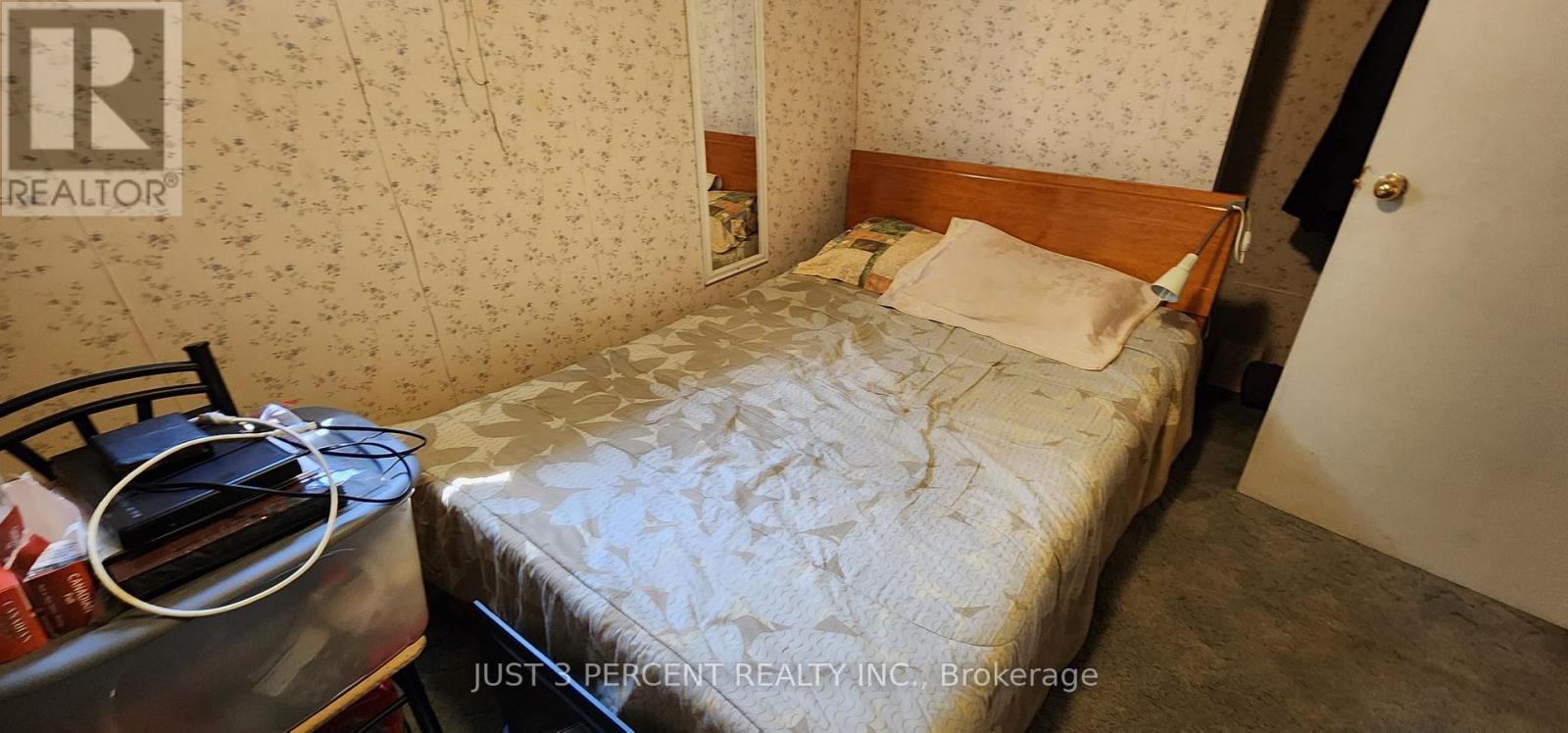 1087 St Paul's Street, Peterborough North, Ontario K9H 6J7 - Photo 24 - X12217146