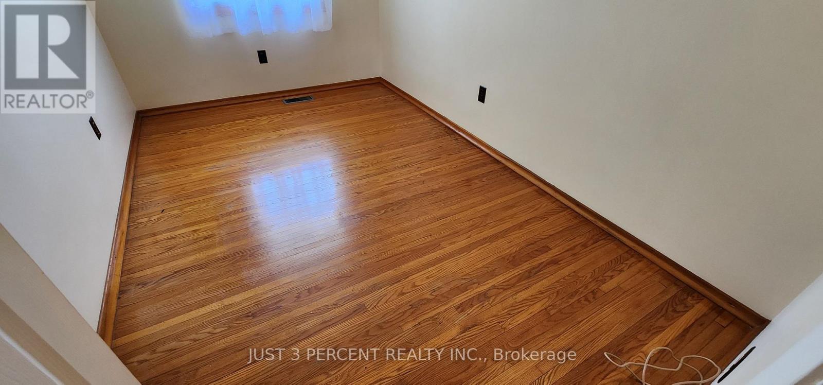 1087 St Paul's Street, Peterborough North, Ontario K9H 6J7 - Photo 20 - X12217146