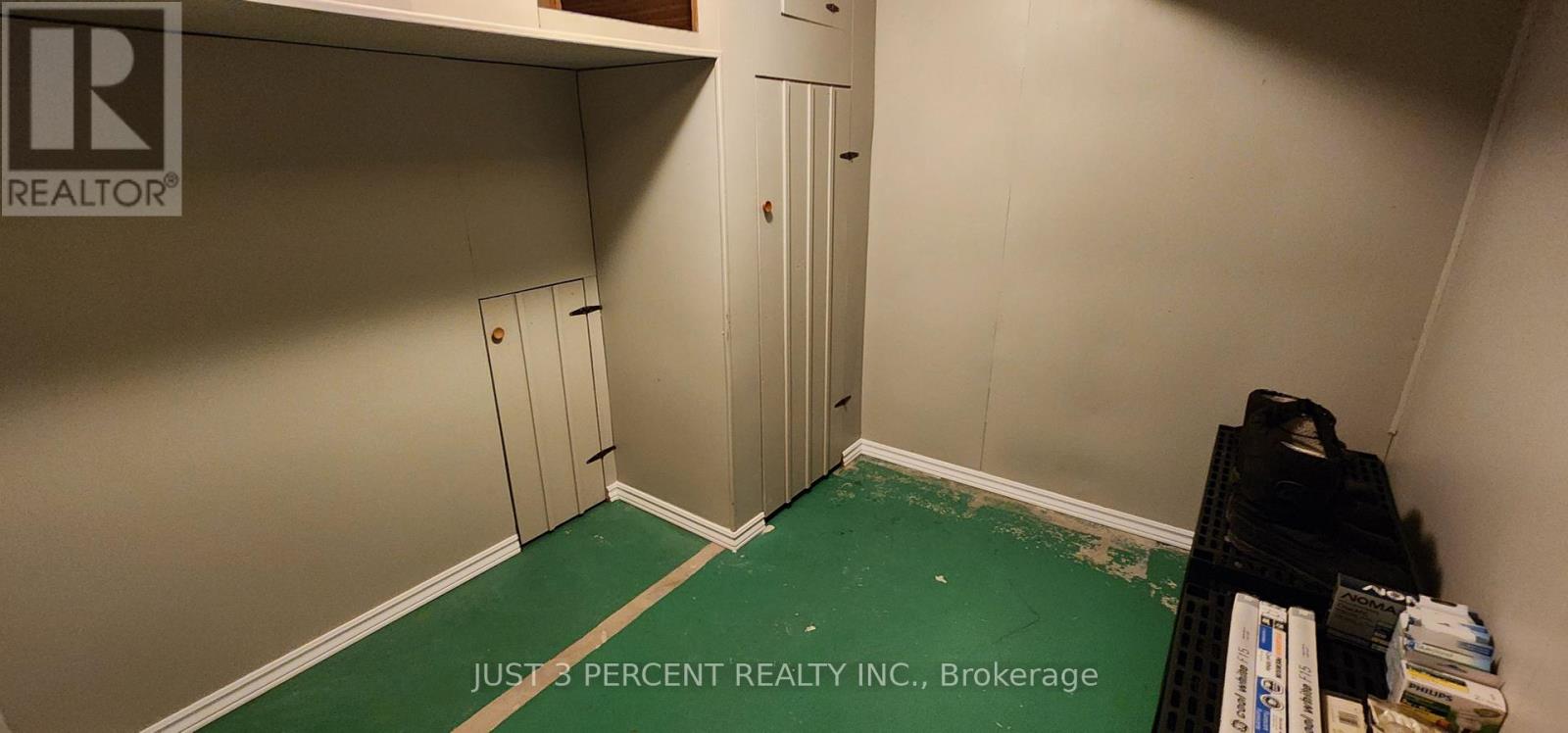1087 St Paul's Street, Peterborough North, Ontario K9H 6J7 - Photo 30 - X12217146