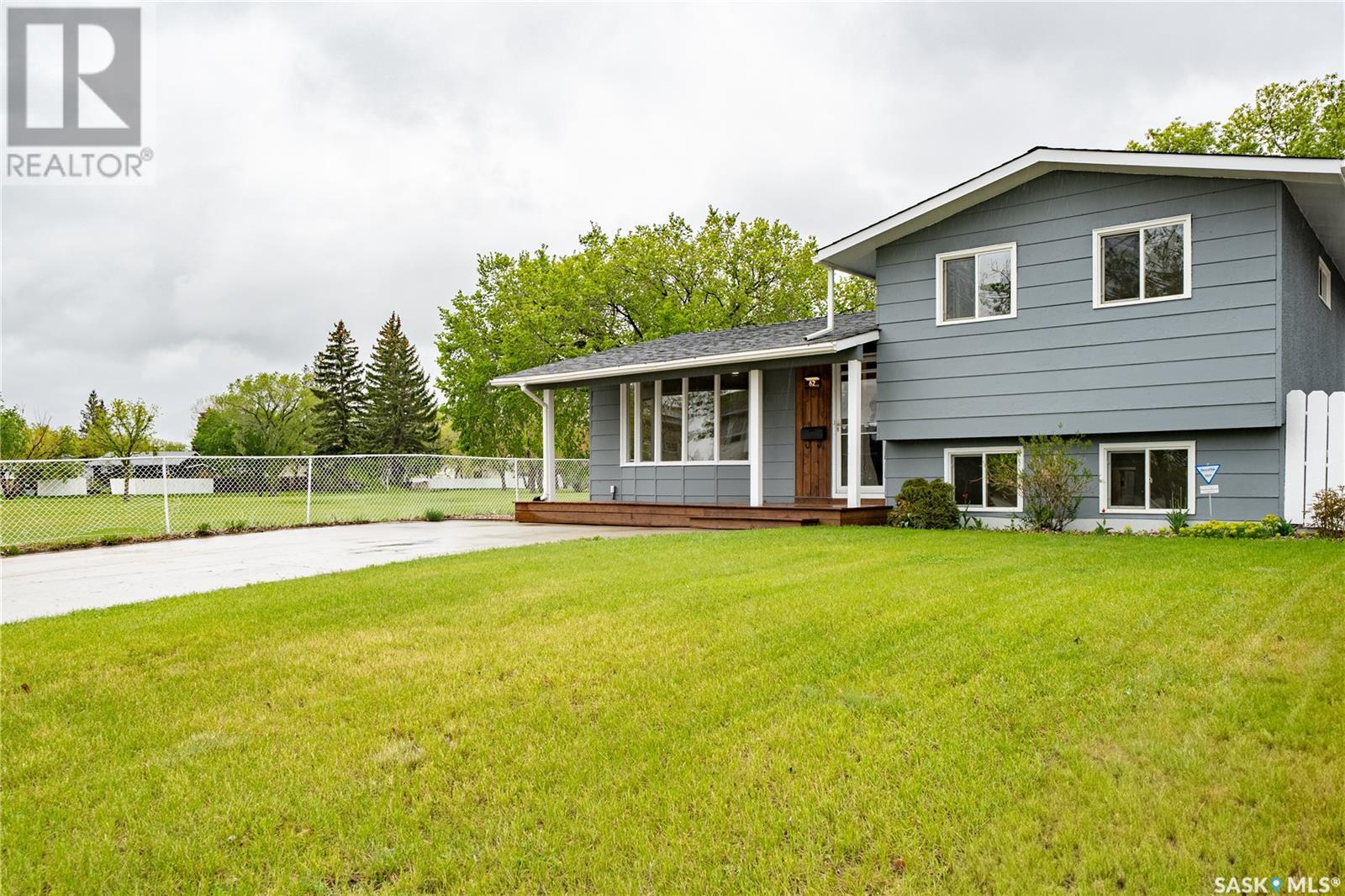 62 Cavendish Street, Regina, Saskatchewan  S4N 4M5 - Photo 3 - SK009228