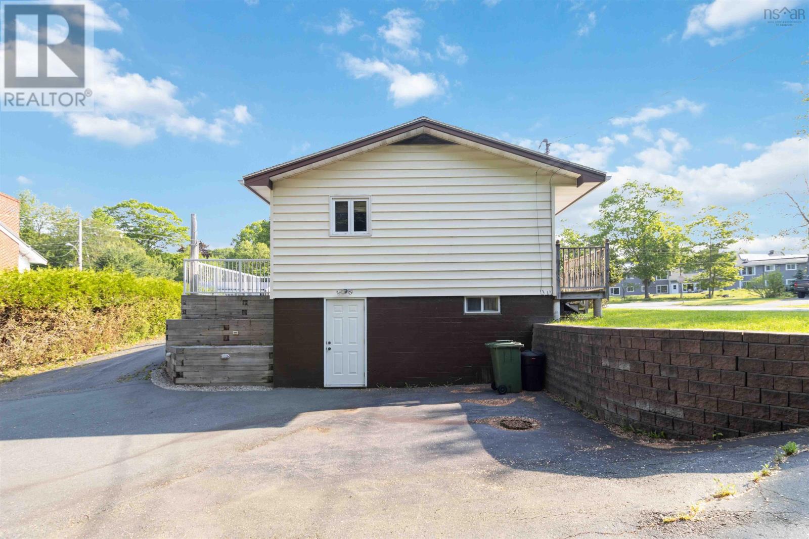 293 Kydd Street, Bridgewater, Nova Scotia  B4V 3H2 - Photo 43 - 202513723