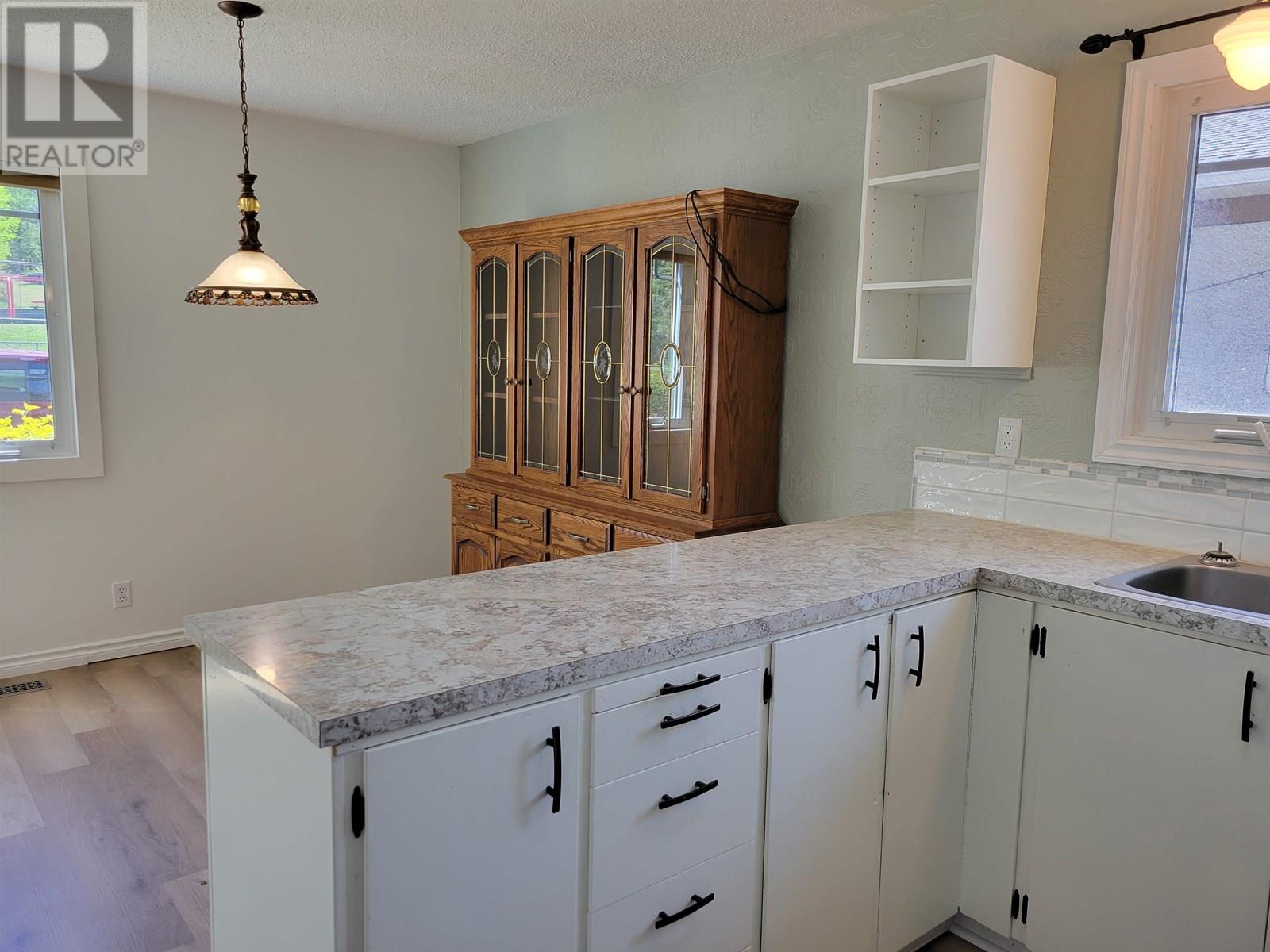 177 E 5th Street, Vanderhoof, British Columbia  V0J 3A0 - Photo 9 - R3014840