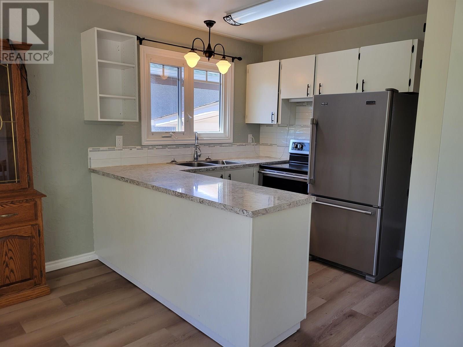 177 E 5th Street, Vanderhoof, British Columbia  V0J 3A0 - Photo 4 - R3014840