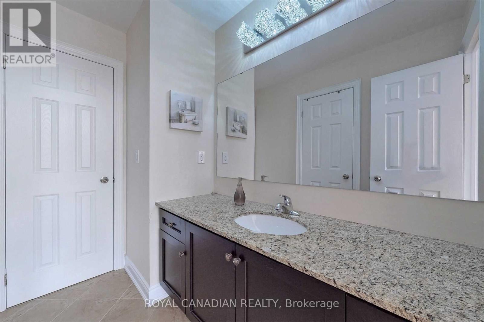4 Thimbleweed Street, Markham, Ontario  L6E 0J7 - Photo 35 - N12217597