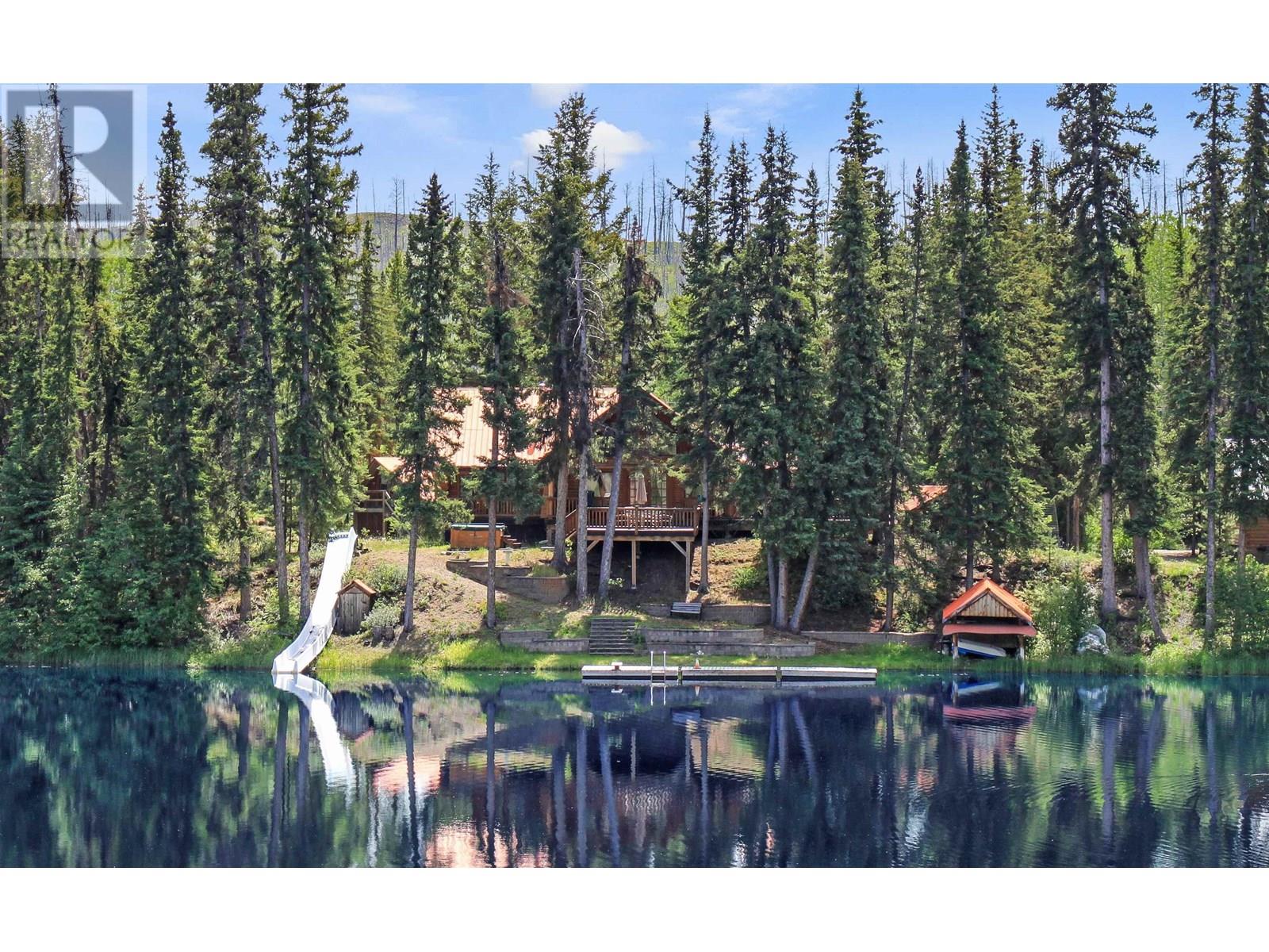6437 SHORE COURT, Green Lake, British Columbia