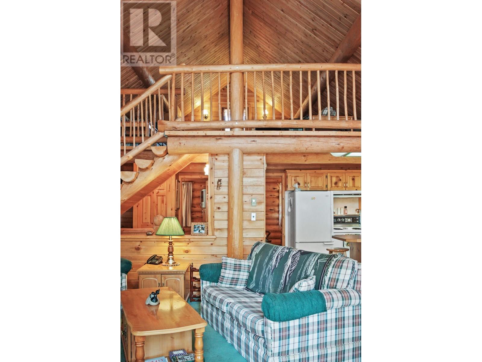 6437 Shore Court, Green Lake, British Columbia  V0K 2K2 - Photo 5 - R3015234