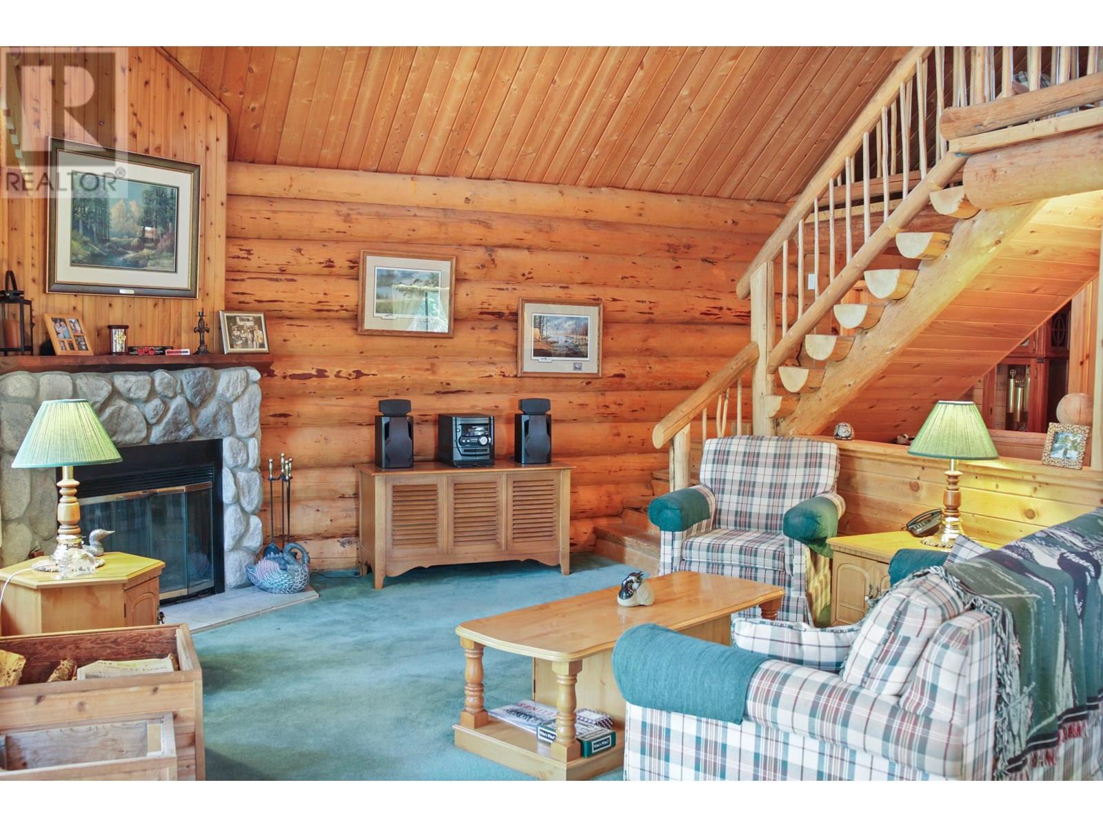 6437 Shore Court, Green Lake, British Columbia  V0K 2K2 - Photo 4 - R3015234