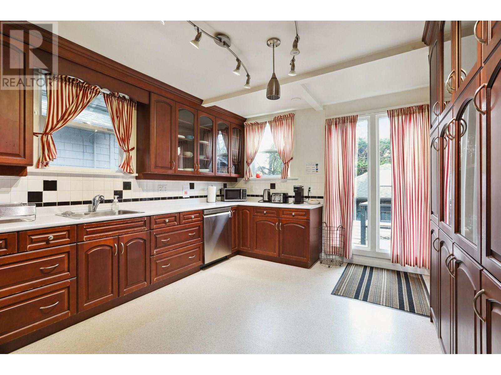 3174 W 10th Avenue, Vancouver, British Columbia  V6K 2K9 - Photo 7 - R2987163