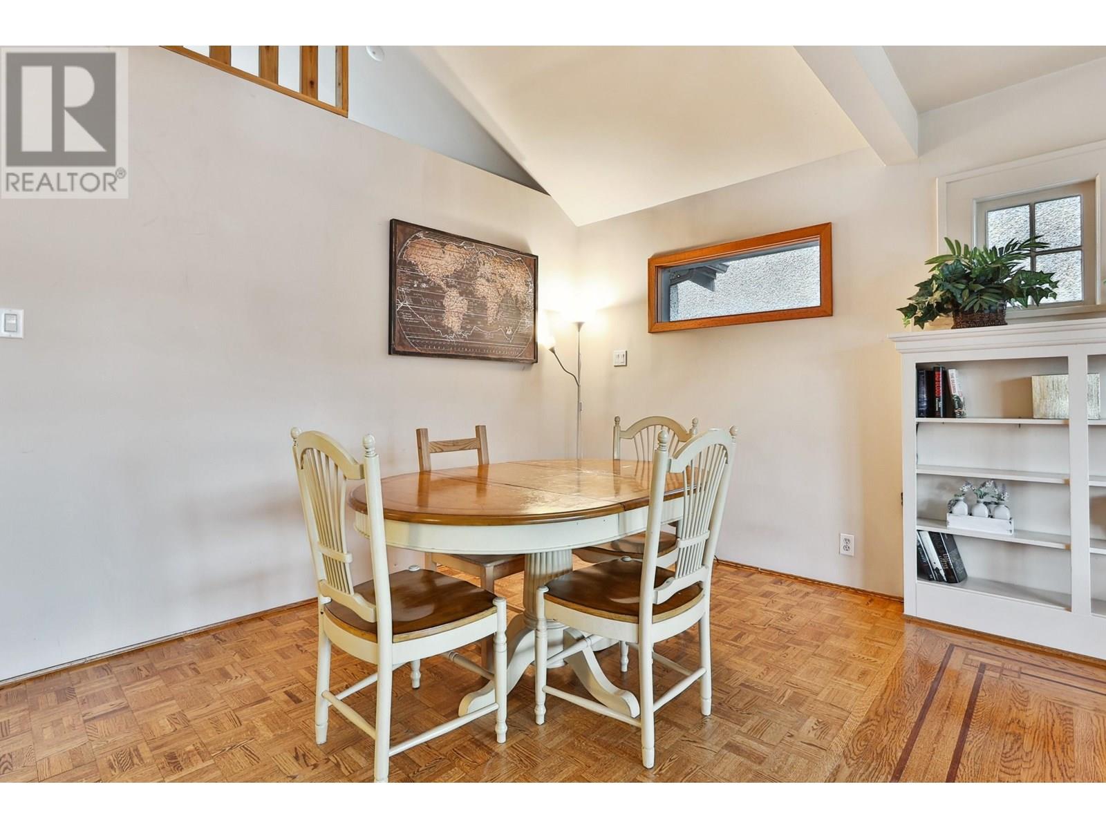 3174 W 10TH AVENUE, Vancouver, British Columbia