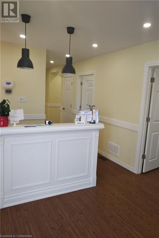 666 Upper James Street, Hamilton, Ontario  L9C 2Z3 - Photo 4 - 40741189