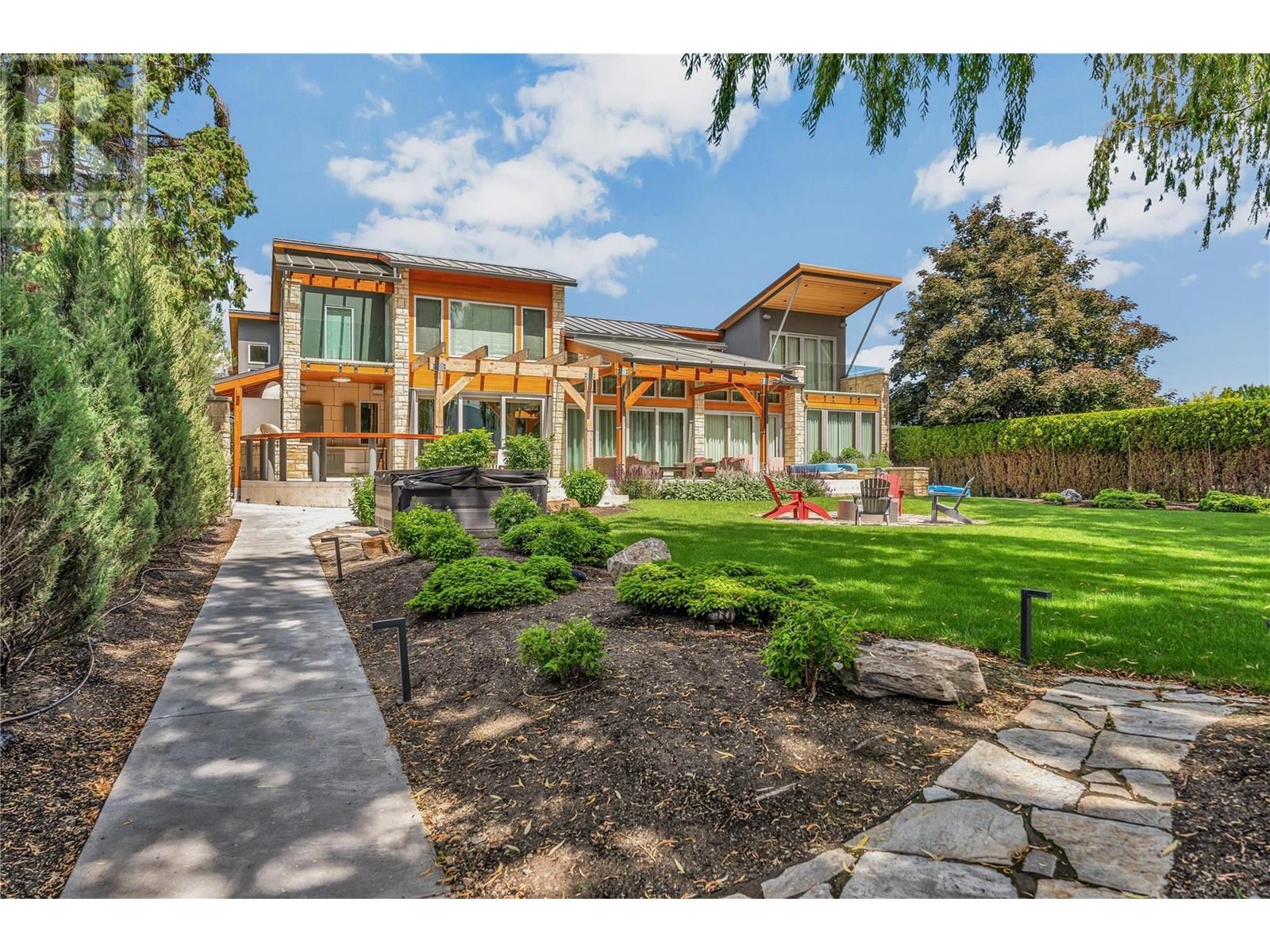2463 Whitworth Road, West Kelowna, British Columbia  V4T 2K5 - Photo 16 - 10351072