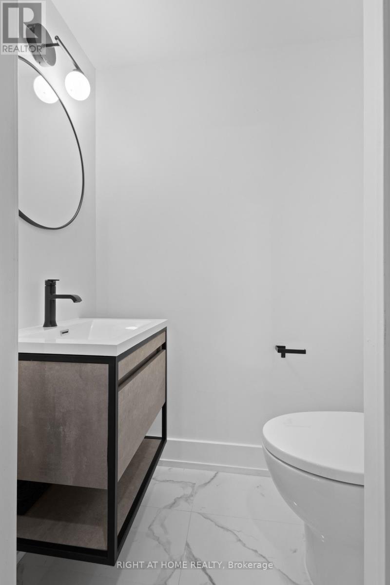 65 Aileen Avenue, Toronto, Ontario  M6M 1E7 - Photo 16 - W12177927