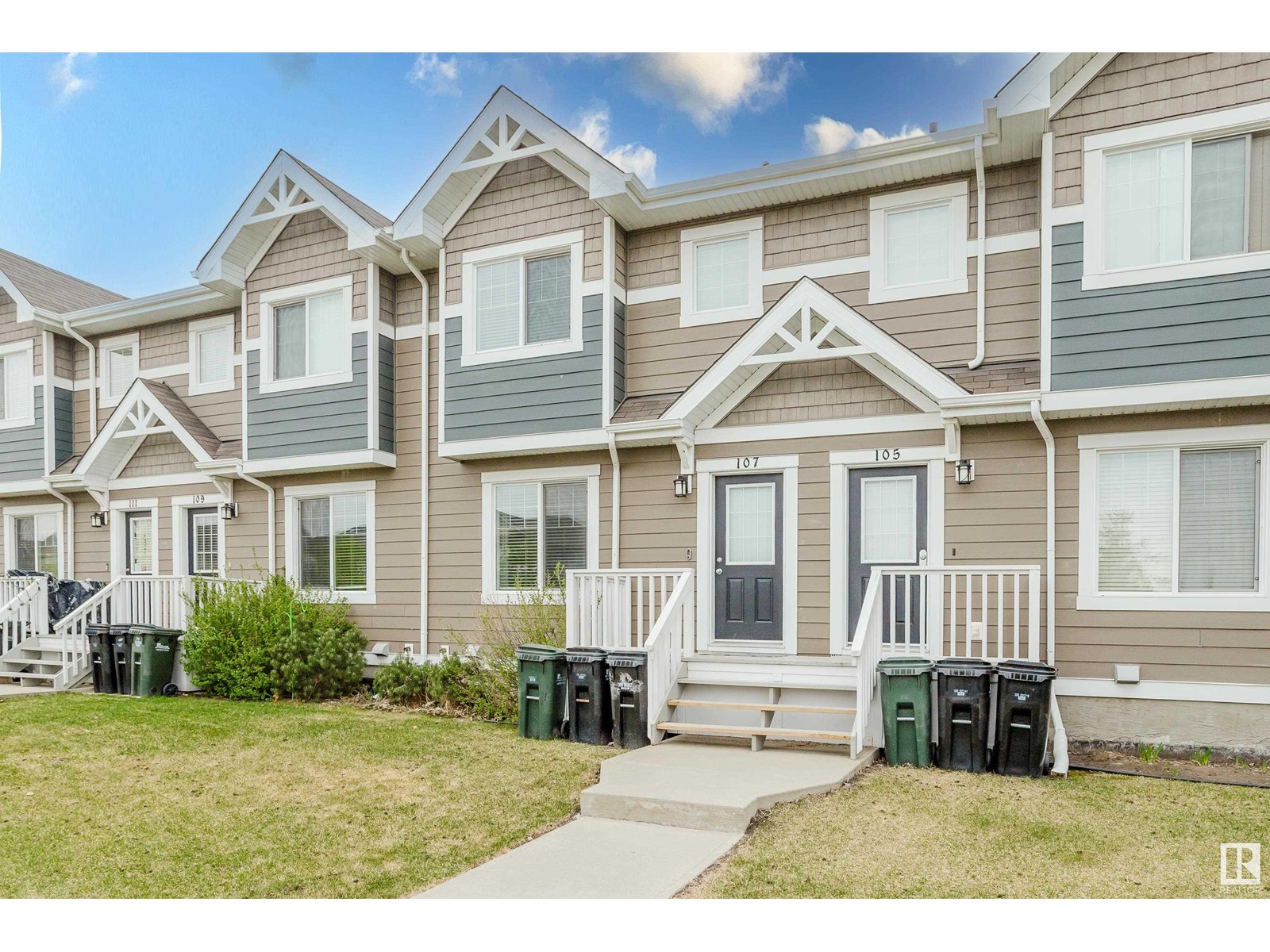 Property at #109 219 CHARLOTTE WY image 1