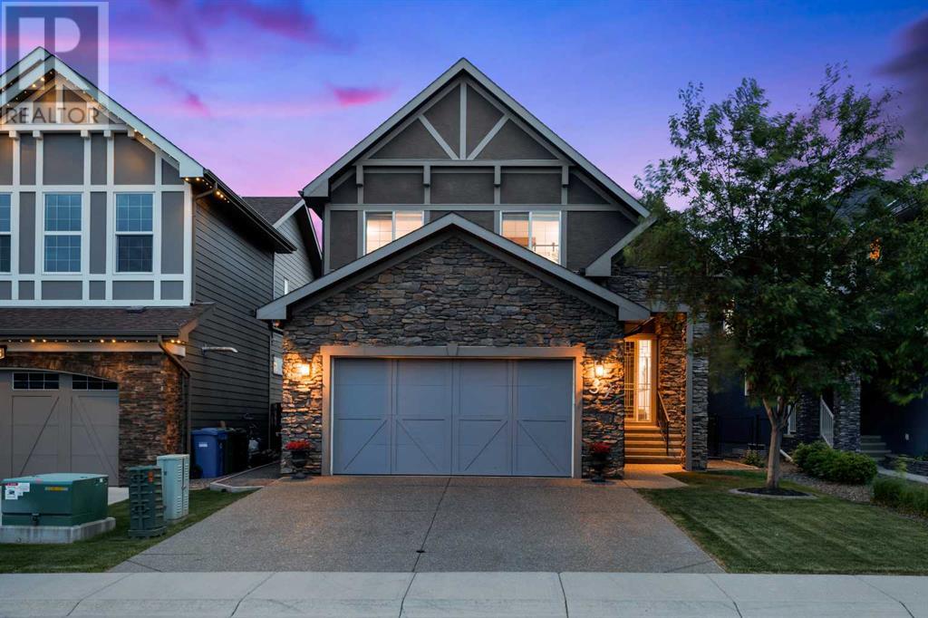 Property at 39 Cranarch Terrace SE image 1