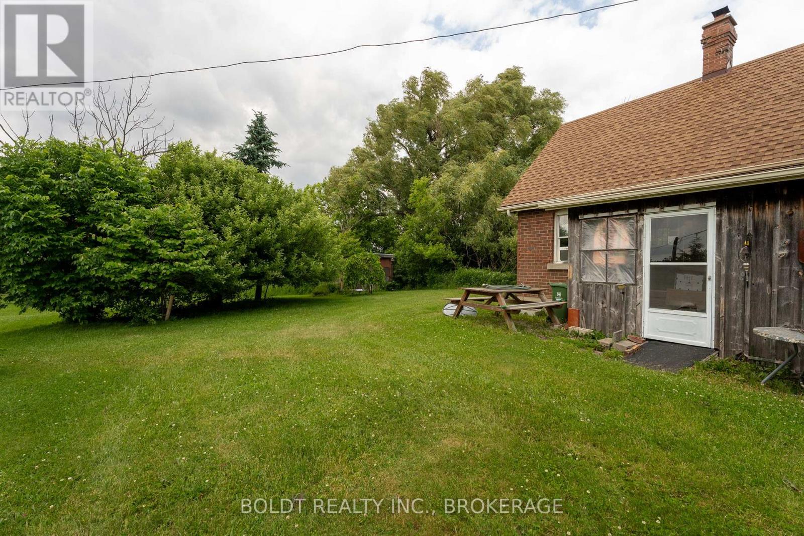 339 Eleventh Road E, Hamilton, Ontario  L8J 3N3 - Photo 18 - X12219793