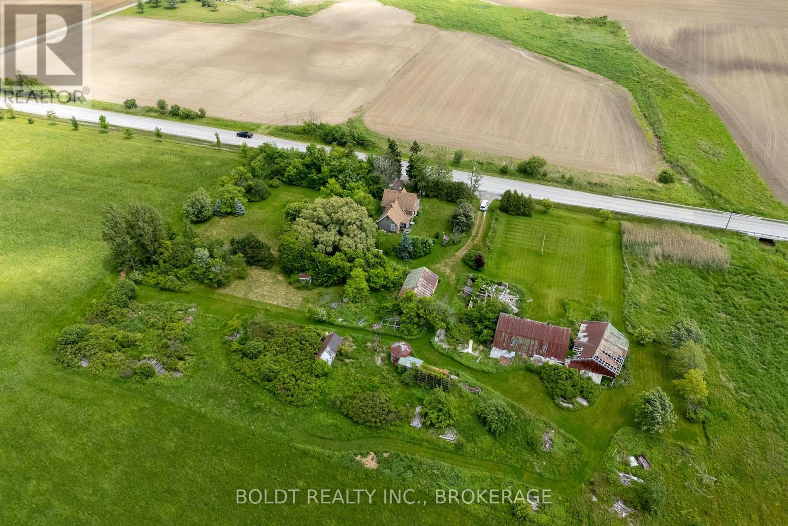 339 Eleventh Road E, Hamilton, Ontario  L8J 3N3 - Photo 2 - X12219793