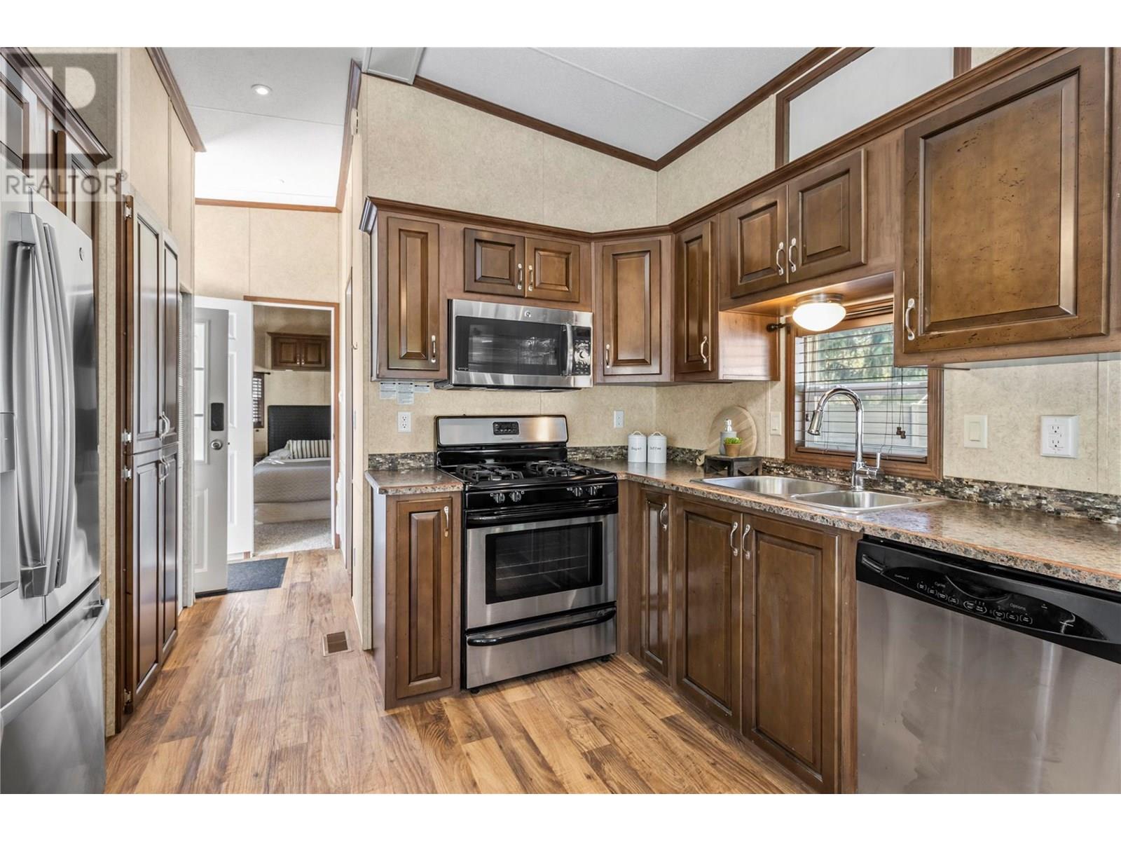 1131 Pine Grove Road Unit# 38, Scotch Creek, British Columbia  V0E 1M5 - Photo 17 - 10349523