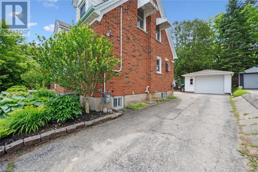 325 Patricia Avenue, Kitchener, Ontario  N2M 1K3 - Photo 3 - 40735877