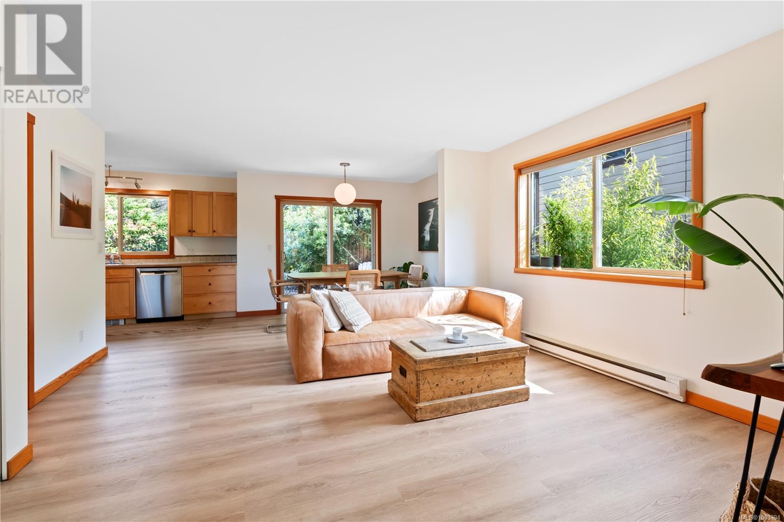 4 1626 Holly Cres, Ucluelet, British Columbia  V0R 3A0 - Photo 3 - 1003394