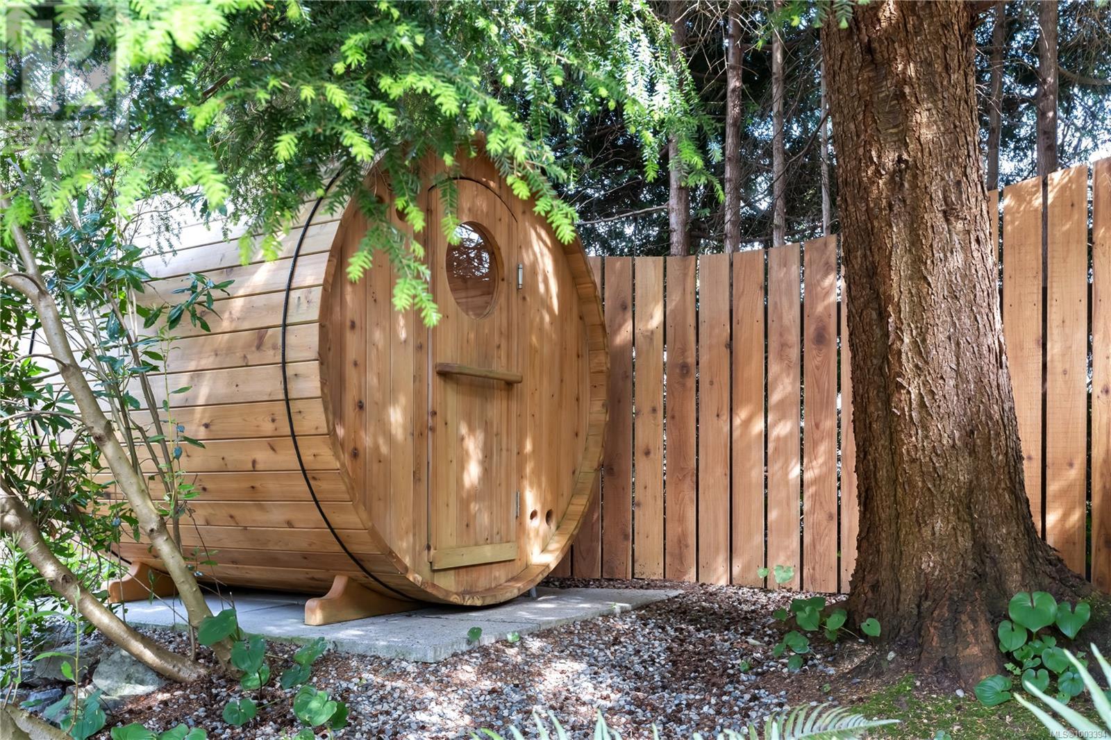 4 1626 Holly Cres, Ucluelet, British Columbia  V0R 3A0 - Photo 23 - 1003394