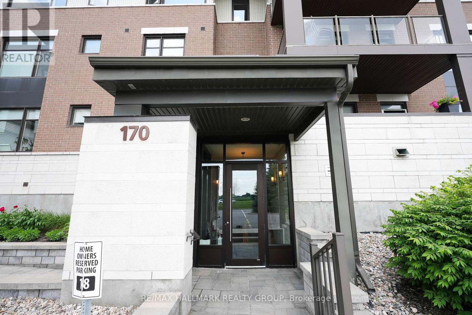 202 - 170 Guelph, Ottawa, Ontario  K2T 0J5 - Photo 3 - X12219785