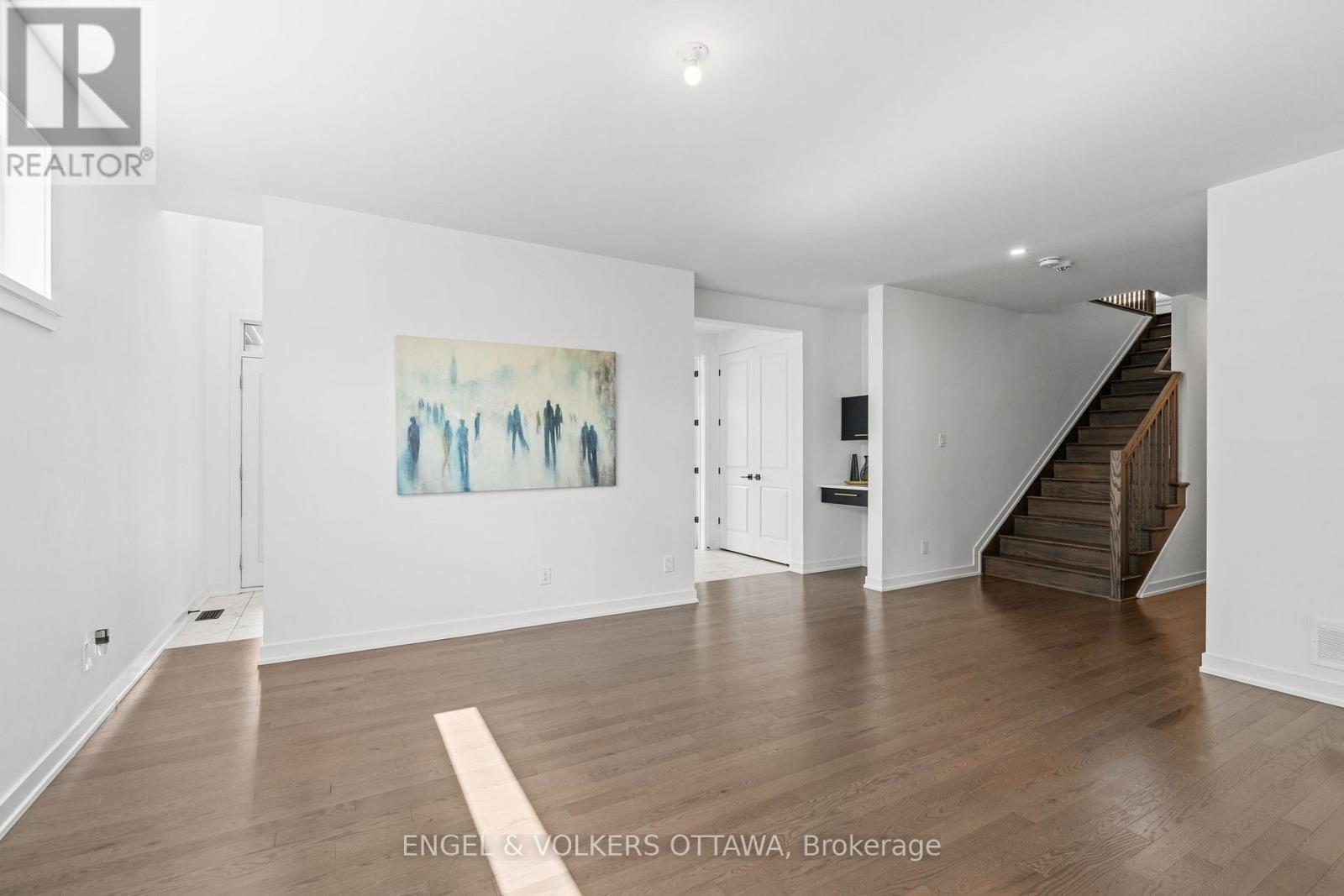 117 Orchestra Way, Ottawa, Ontario  K4M 0R5 - Photo 5 - X12219794