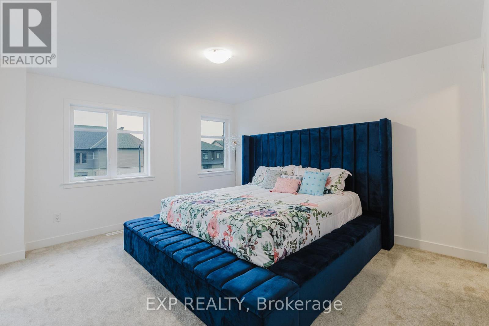 900 Duxbury Lane, Ottawa, Ontario  K4M 0M3 - Photo 35 - X12219797