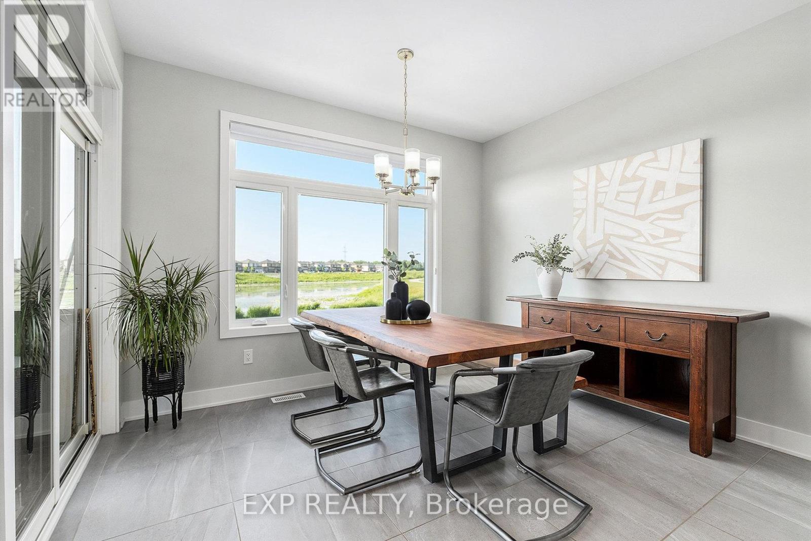 400 Central Park Boulevard, Russell, Ontario  K4R 0C6 - Photo 10 - X12219854
