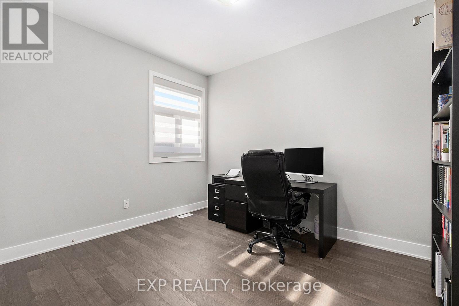 400 Central Park Boulevard, Russell, Ontario  K4R 0C6 - Photo 17 - X12219854