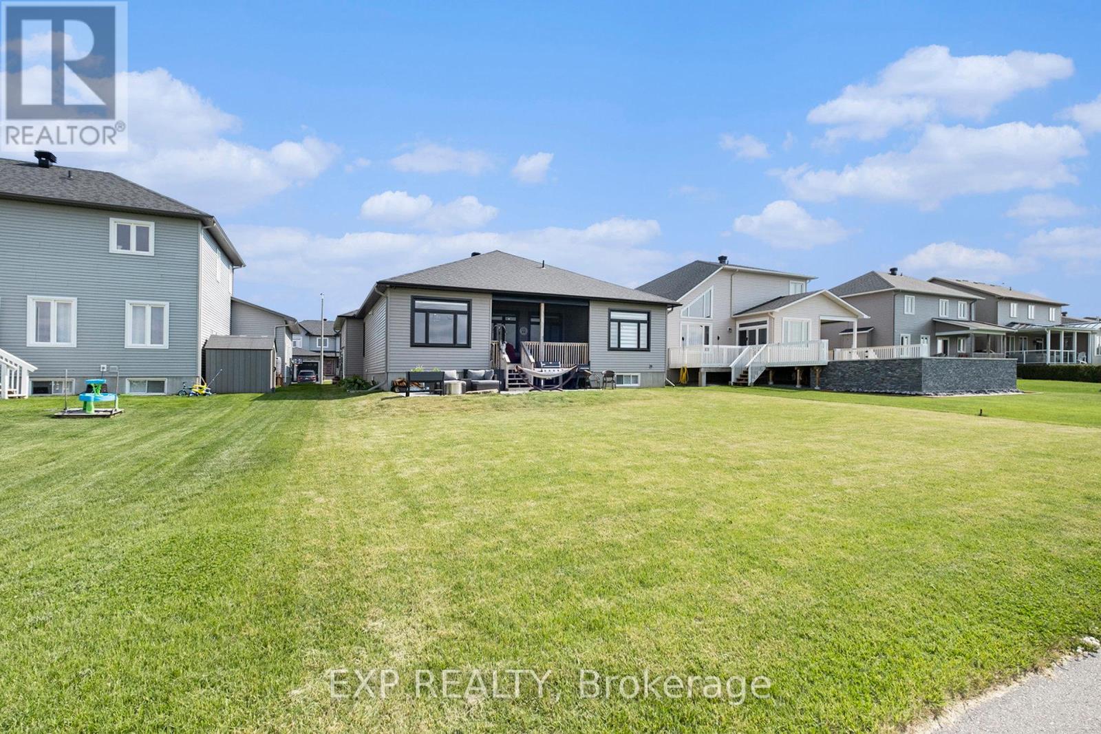 400 Central Park Boulevard, Russell, Ontario  K4R 0C6 - Photo 30 - X12219854