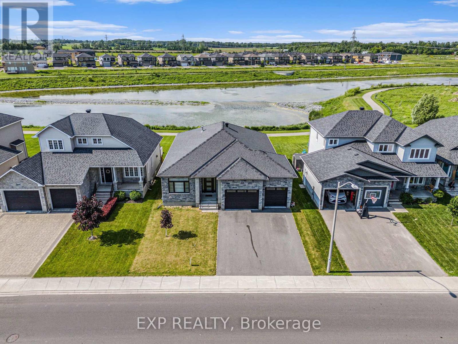 400 Central Park Boulevard, Russell, Ontario  K4R 0C6 - Photo 36 - X12219854