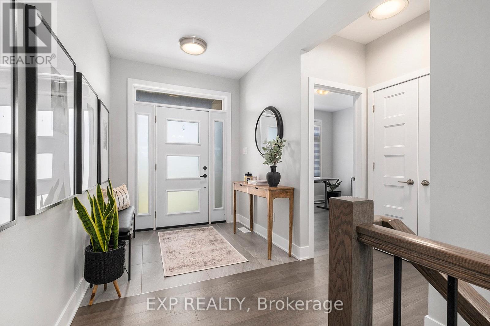 400 Central Park Boulevard, Russell, Ontario  K4R 0C6 - Photo 4 - X12219854