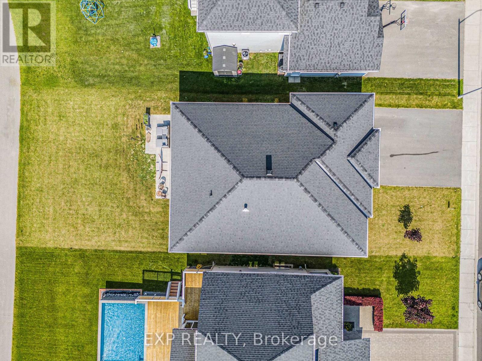 400 Central Park Boulevard, Russell, Ontario  K4R 0C6 - Photo 40 - X12219854