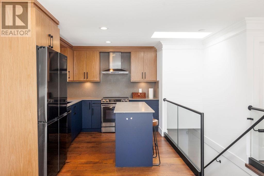 6033 Woodsworth Street, Burnaby, British Columbia  V5G 1S9 - Photo 8 - R3009426