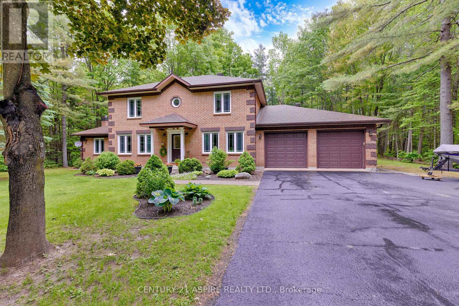 13 COUNTRY LANE, Petawawa, Ontario