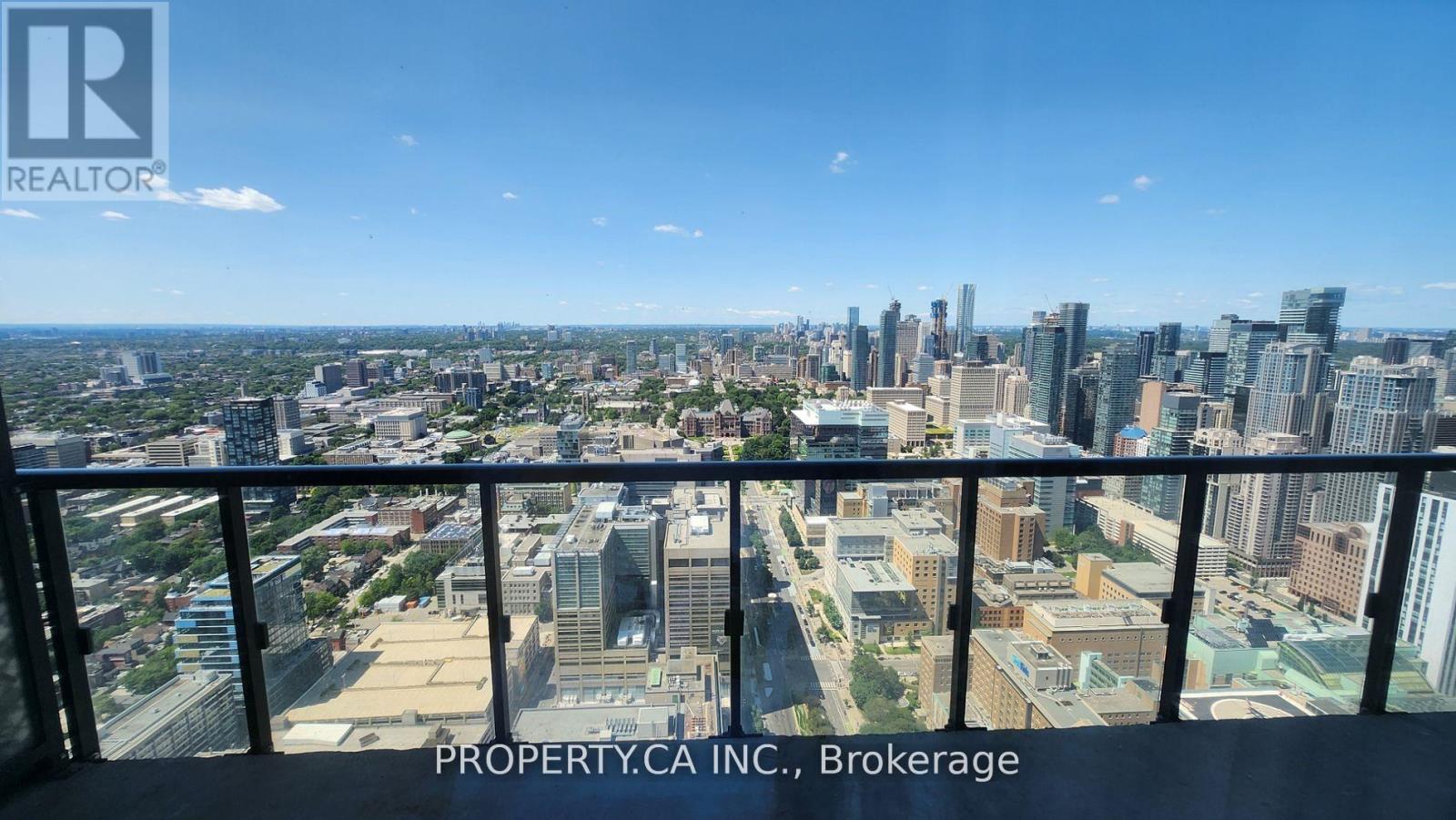 4801 - 488 UNIVERSITY AVENUE, Toronto, Ontario