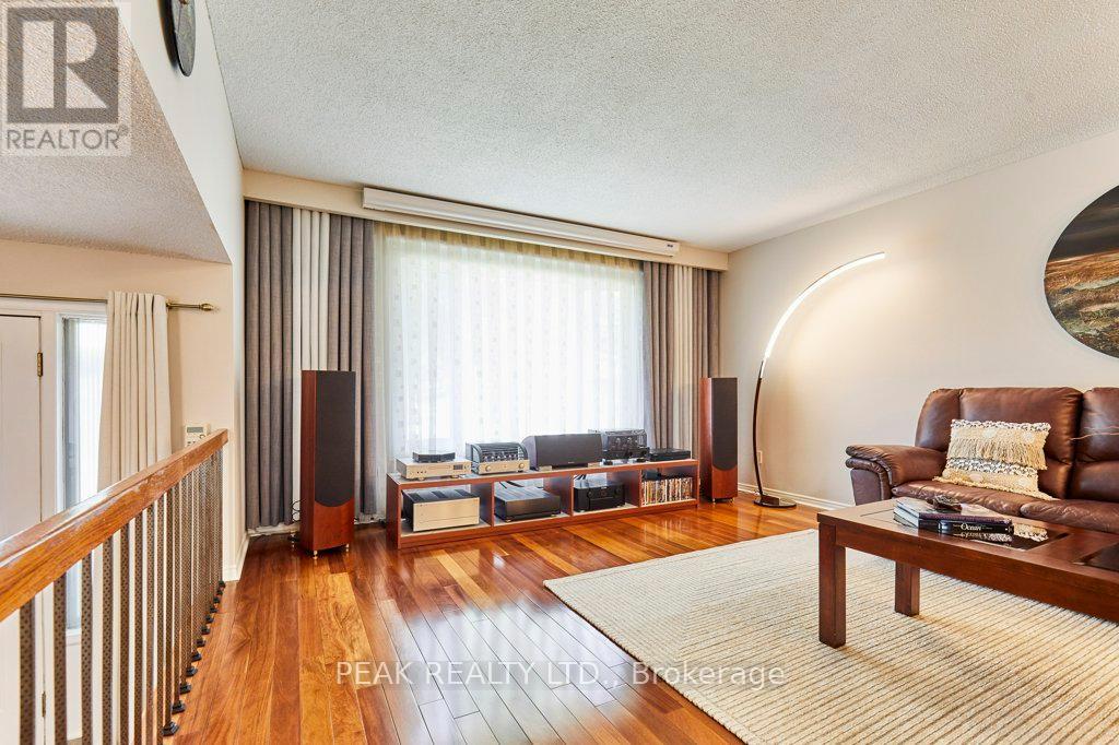 14 Mansfield Crescent, Whitby, Ontario  L1N 6T4 - Photo 8 - E12215610