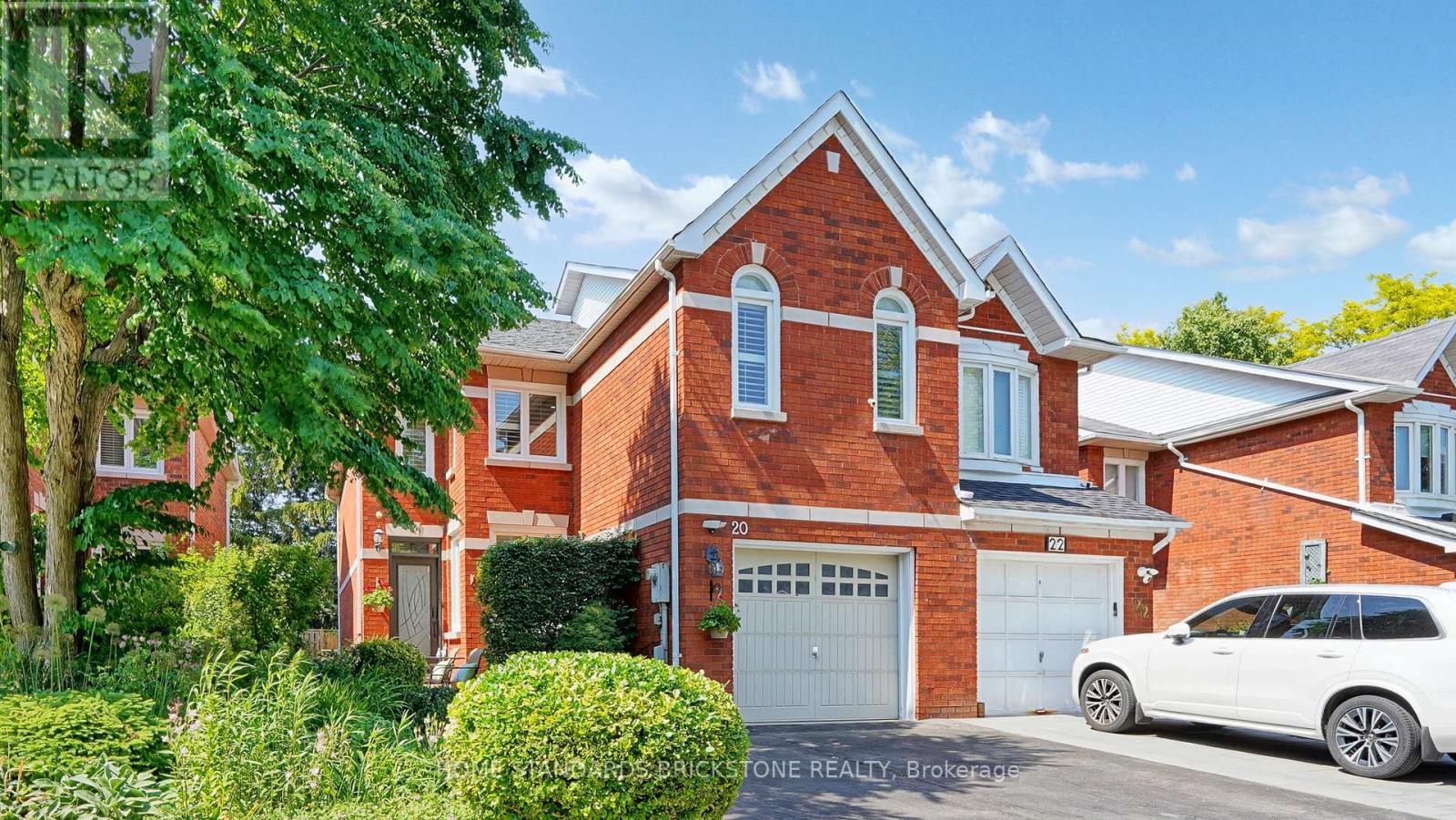 20 BROWNSTONE CIRCLE, Vaughan, Ontario