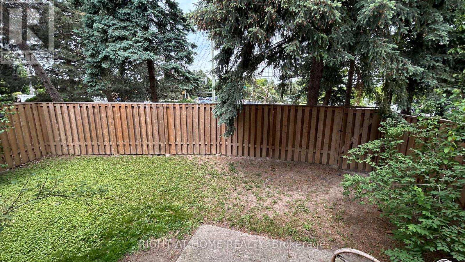 Property at 327 - 26 NILES WAY image 5